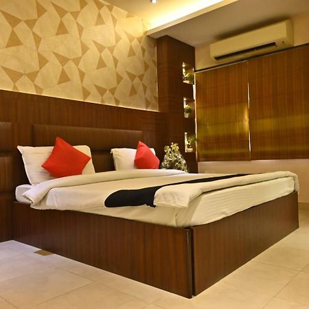 Hotel Royal Cottage Kanpur Extérieur photo