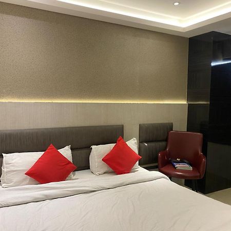 Hotel Royal Cottage Kanpur Extérieur photo