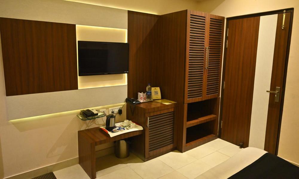 Hotel Royal Cottage Kanpur Extérieur photo