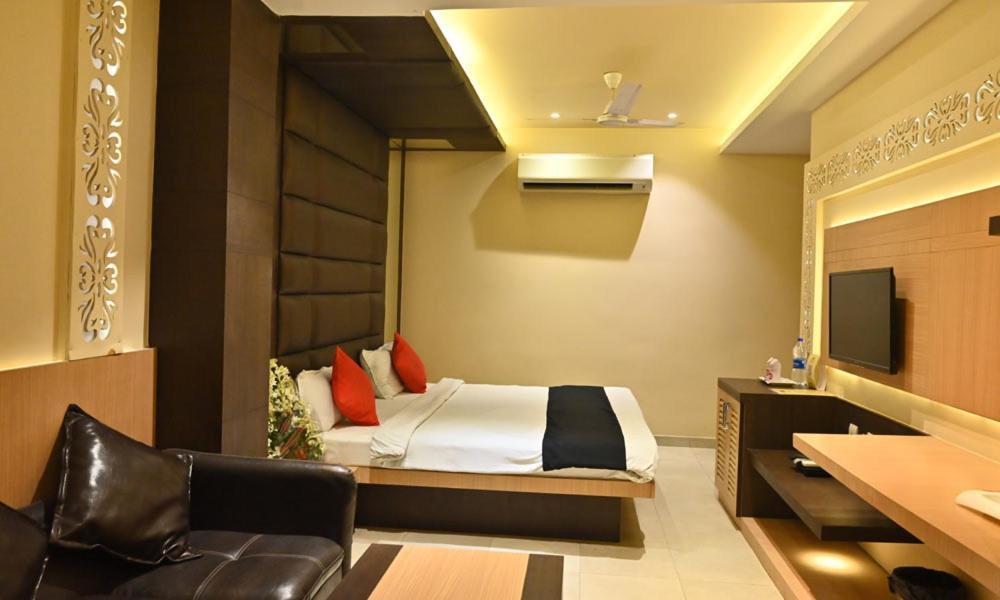 Hotel Royal Cottage Kanpur Extérieur photo