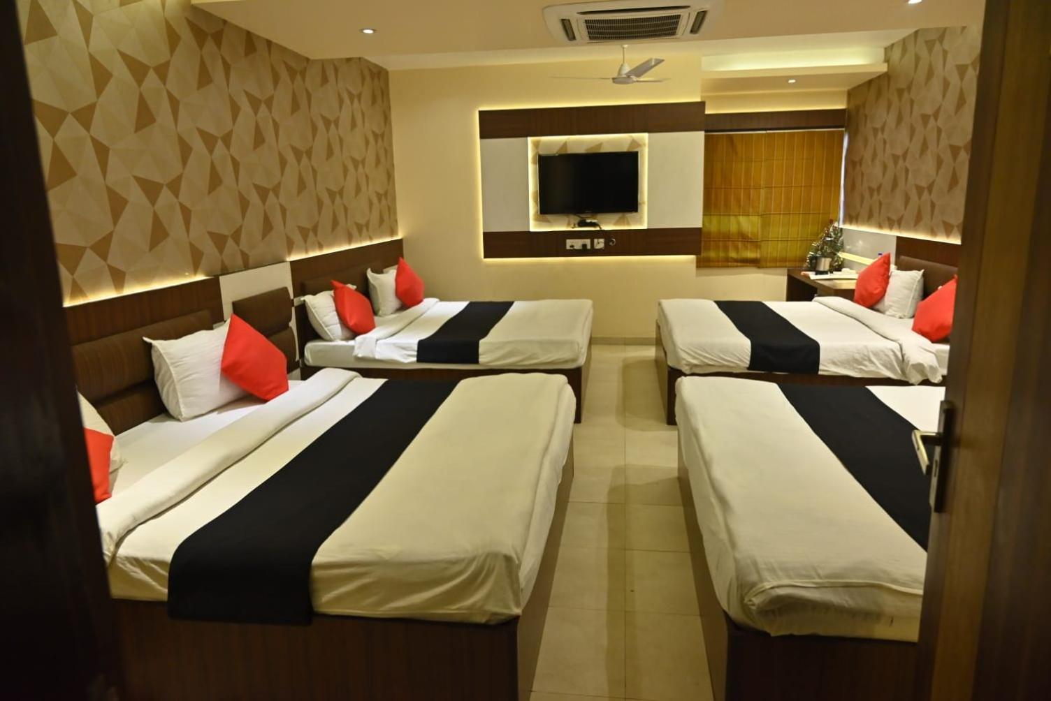 Hotel Royal Cottage Kanpur Extérieur photo